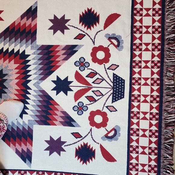 Woven Blanket Wall Hanging Patriotic Red White Blue Fringed Flowers Patchwork - Picture 13 of 14